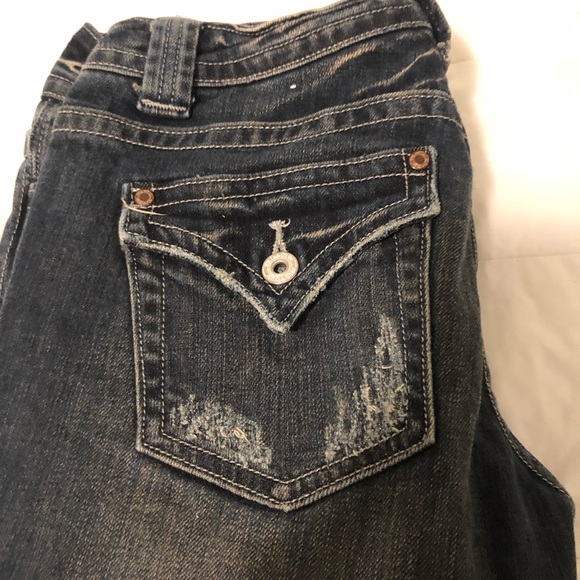 Miss Me Classic Jeans - Picture 3 of 8